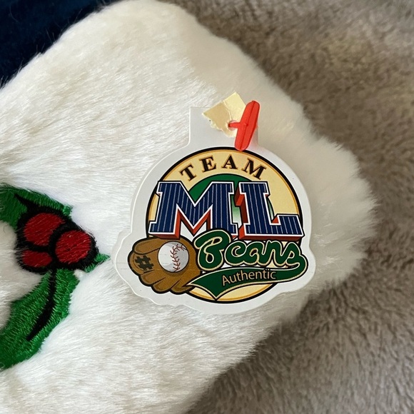 NWT Boston Red Sox Plush Santa Hat Festive Christmas Kids Large Two Hats - Picture 5 of 11